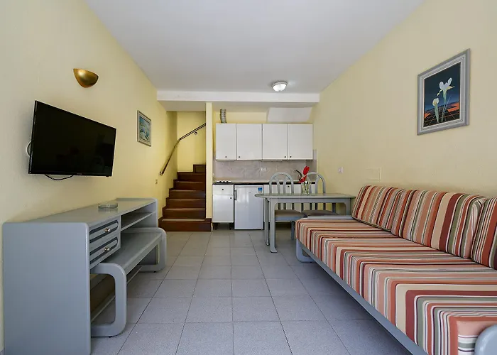 Lejlighedshotel Oasis Club 2*