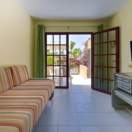 Maspalomas Oasis Club Aparthotel 2*