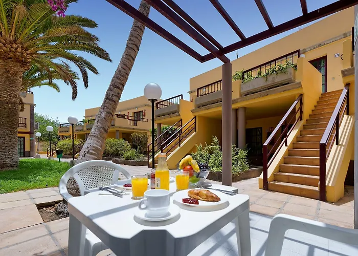 Oasis Club 2* Maspalomas (Gran Canaria)