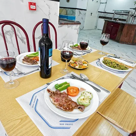 Lägenhetshotell Oasis Club