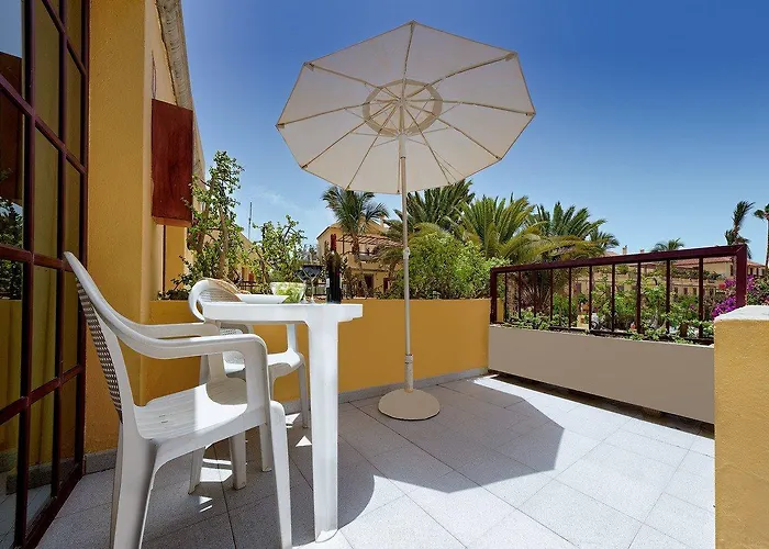 Oasis Club Апарт-отель 2*