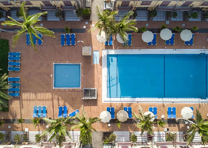 Апарт-отель Oasis Club