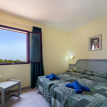Oasis Club Apartahotel