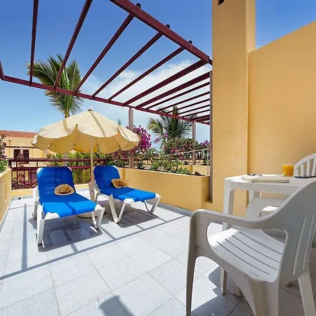 Apartahotel Oasis Club 2*