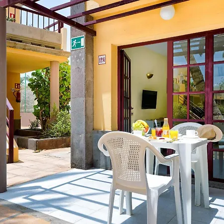 Oasis Club Apartahotel Maspalomas (Gran Canaria)