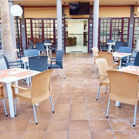 Oasis Club 2* Maspalomas (Gran Canaria)